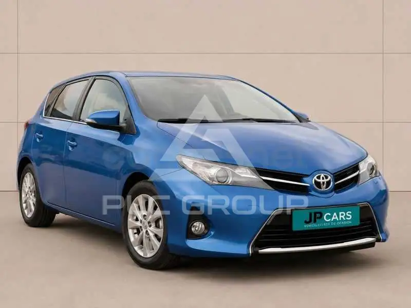 2014 Toyota AURIS