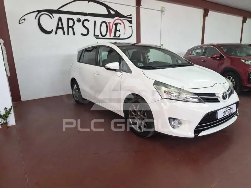2014 Toyota VERSO