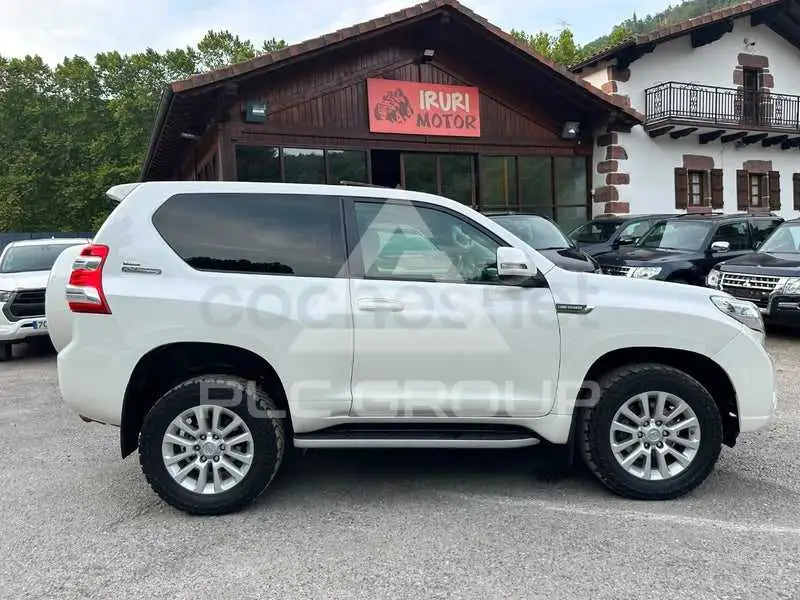 2014 Toyota LAND CRUISER