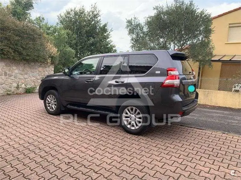 2014 Toyota LAND CRUISER