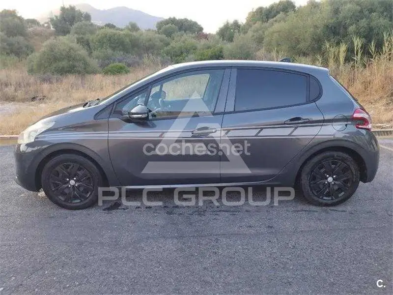 2014 Peugeot 208