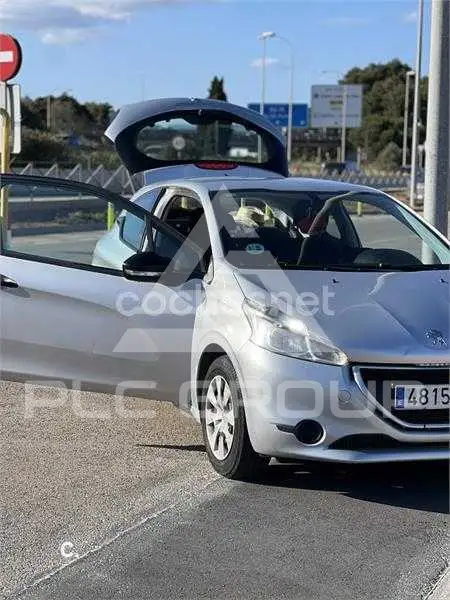 2014 Peugeot 208