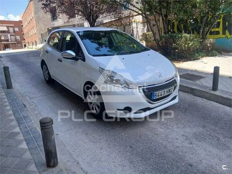 2014 Peugeot 208