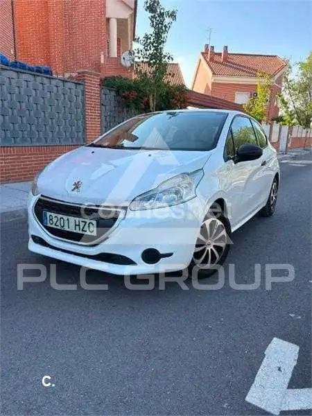 2014 Peugeot 208