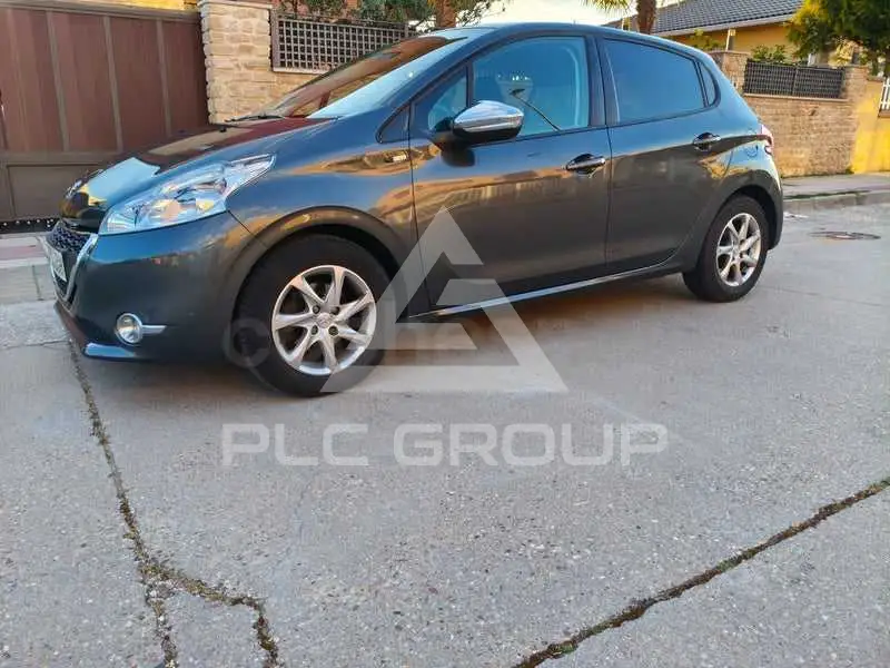 2014 Peugeot 208