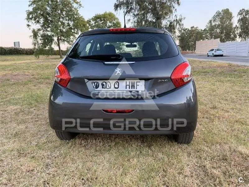2014 Peugeot 208