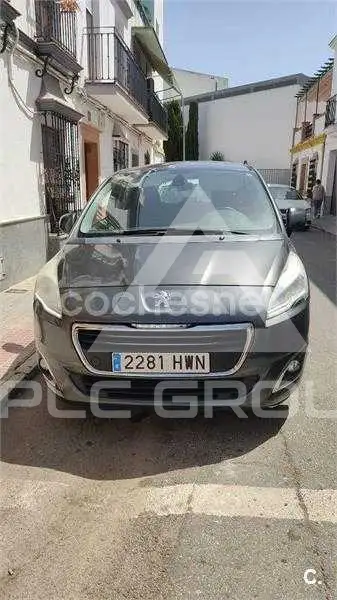 2014 Peugeot 5008