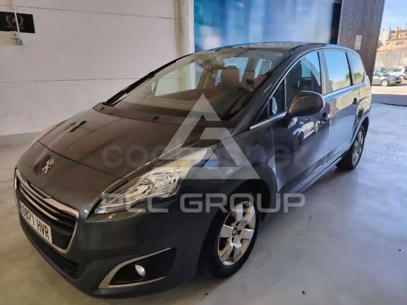 2014 Peugeot 5008