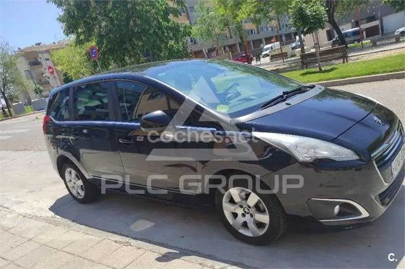 2014 Peugeot 5008