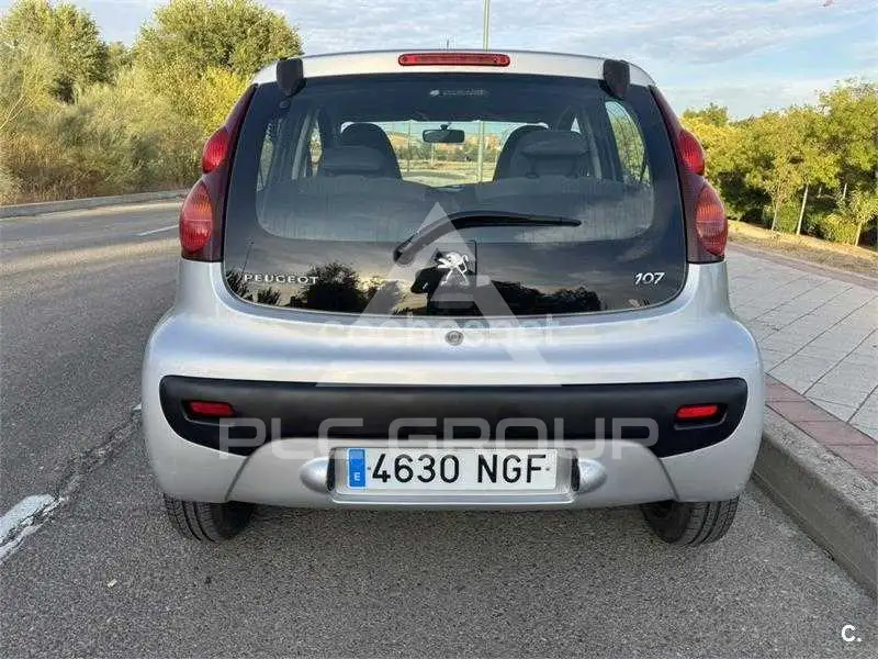 2014 Peugeot 107