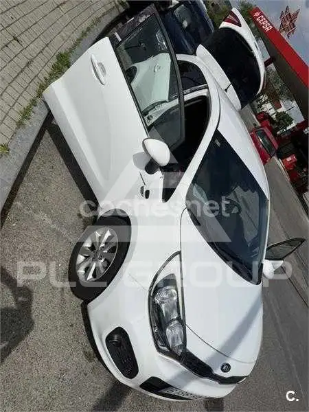 2014 KIA Rio
