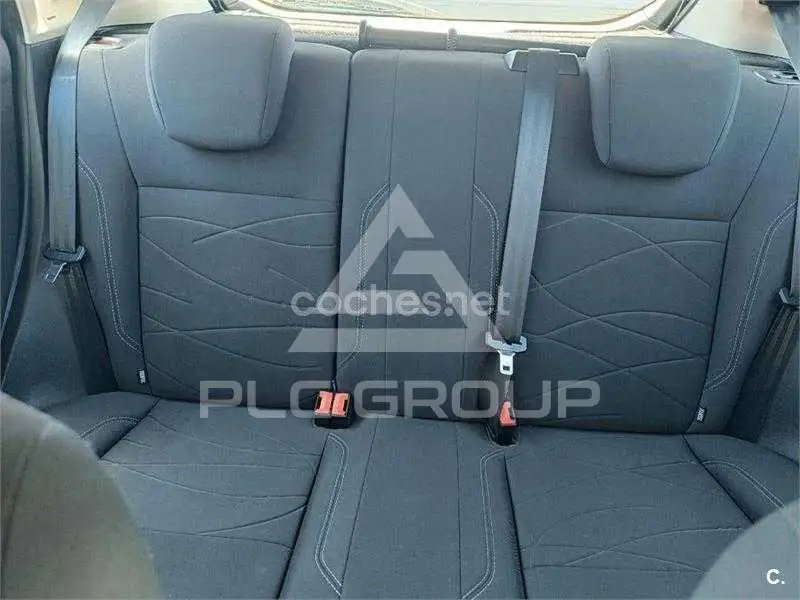 2014 Ford FIESTA