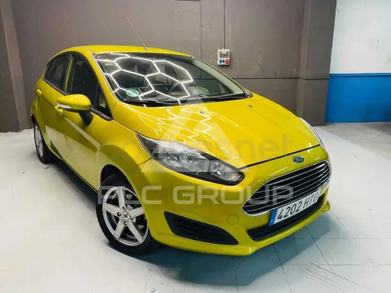 2014 Ford FIESTA