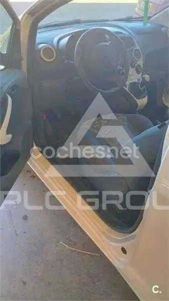 2014 Ford KA
