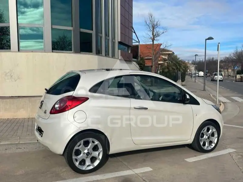 2014 Ford KA