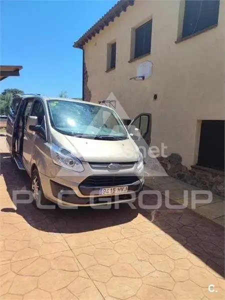 2014 Ford Tourneo