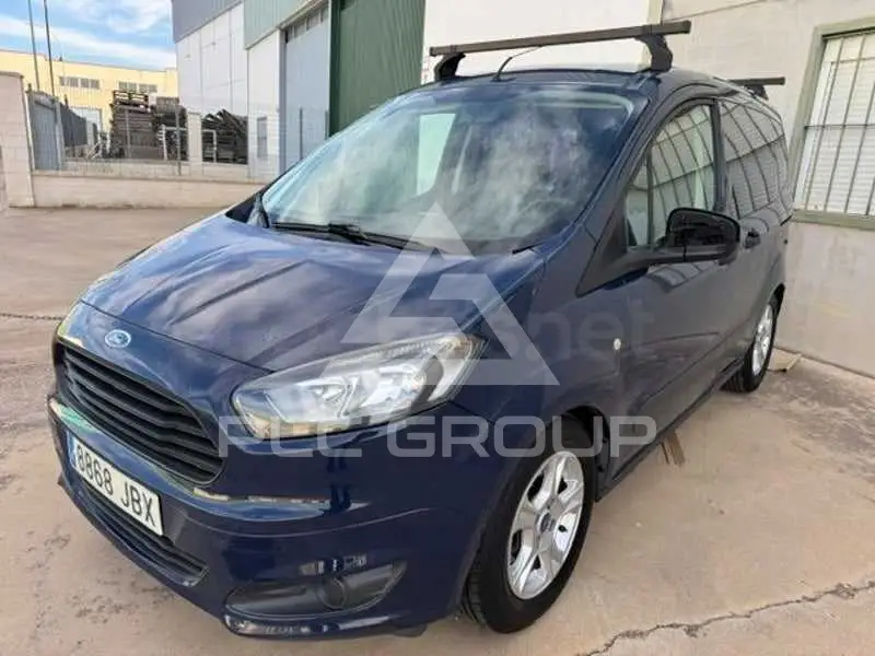 2014 Ford Tourneo