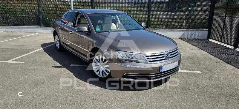 2014 Volkswagen PHAETON