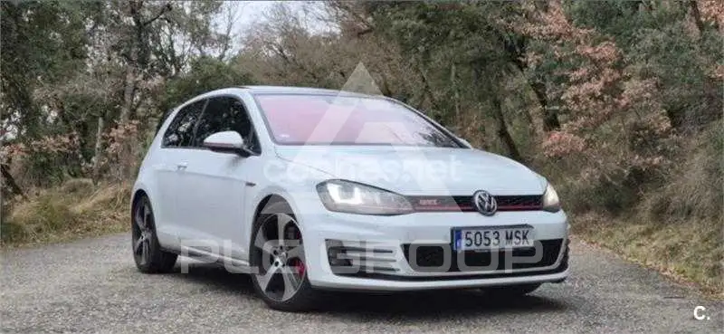 2014 Volkswagen GOLF