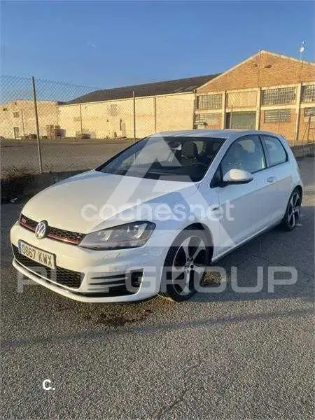 2014 Volkswagen GOLF