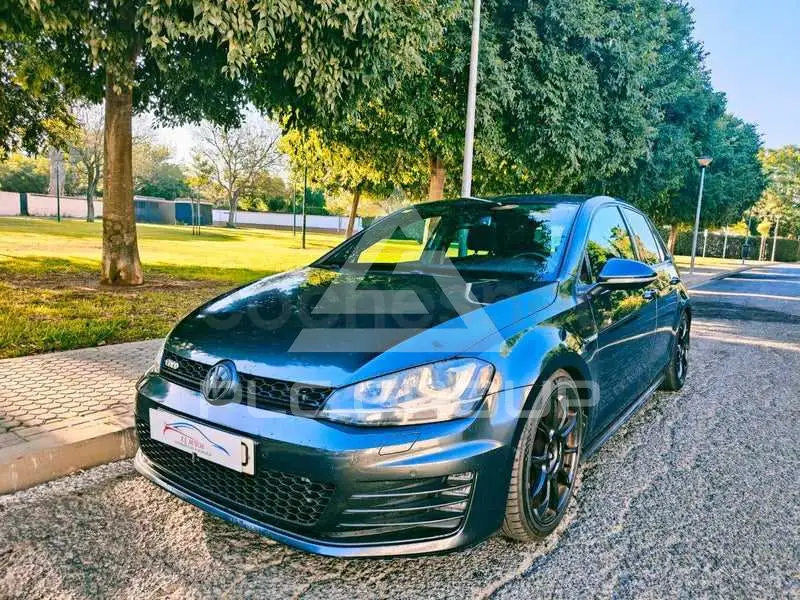 2014 Volkswagen GOLF