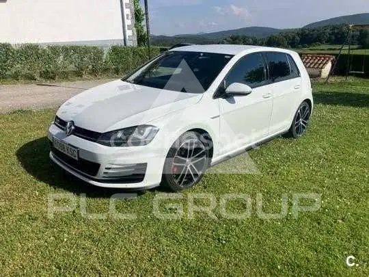 2014 Volkswagen GOLF