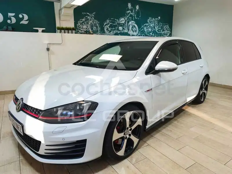 2014 Volkswagen GOLF
