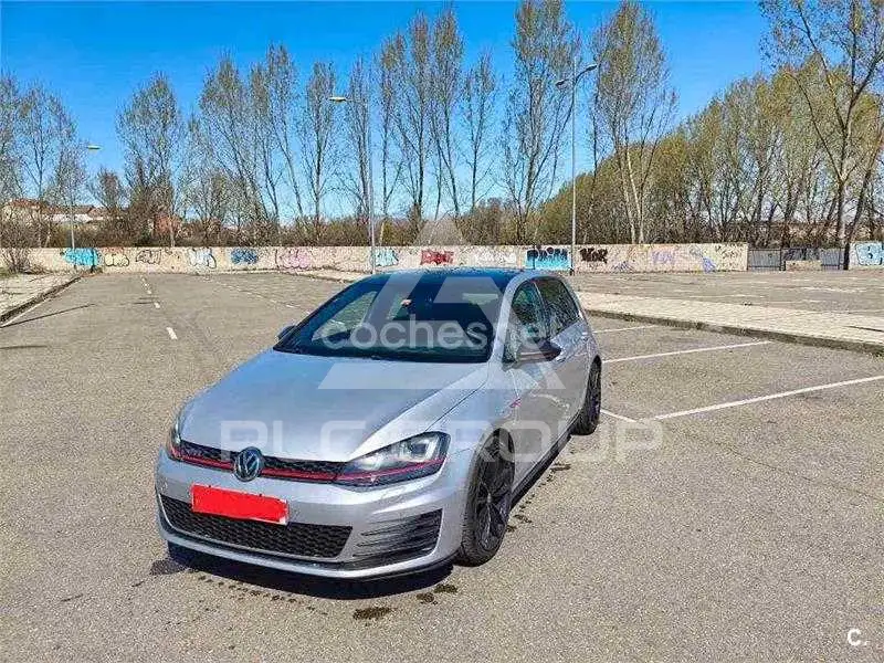 2014 Volkswagen GOLF