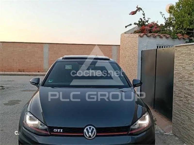 2014 Volkswagen GOLF