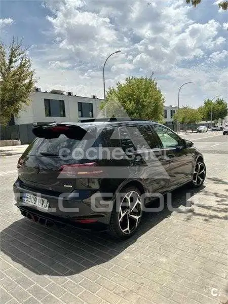 2014 Volkswagen GOLF