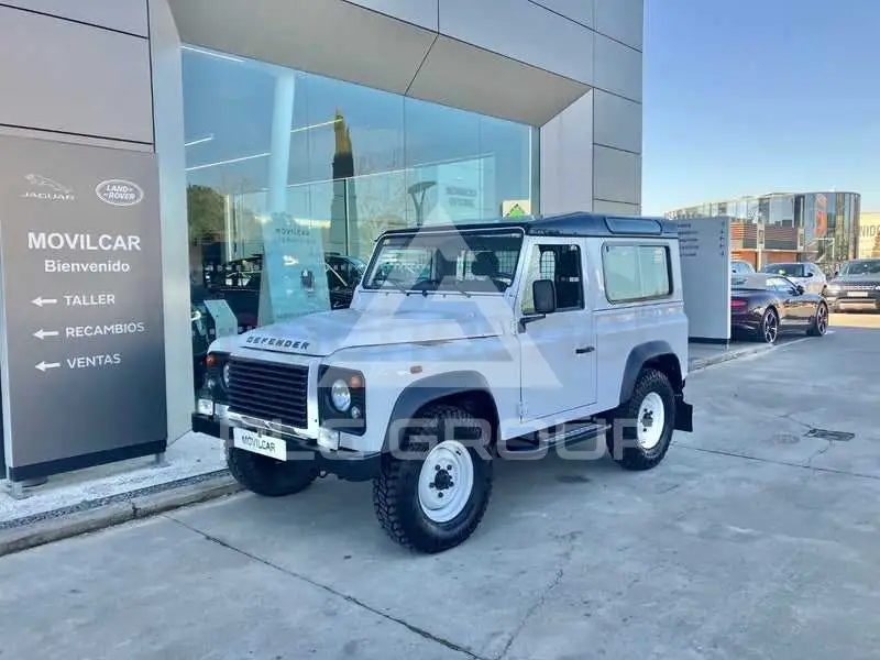 2014 Land Rover DEFENDER