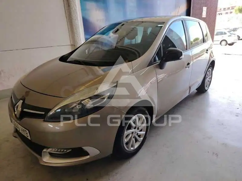 2014 Renault Scenic