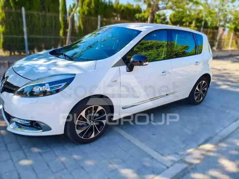 2014 Renault Scenic