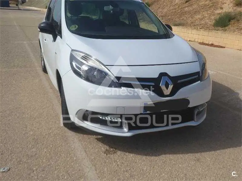 2014 Renault Scenic