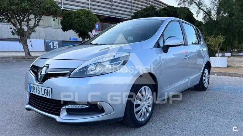 2014 Renault Scenic