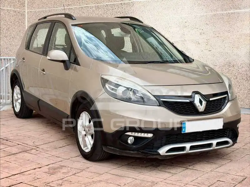 2014 Renault Scenic