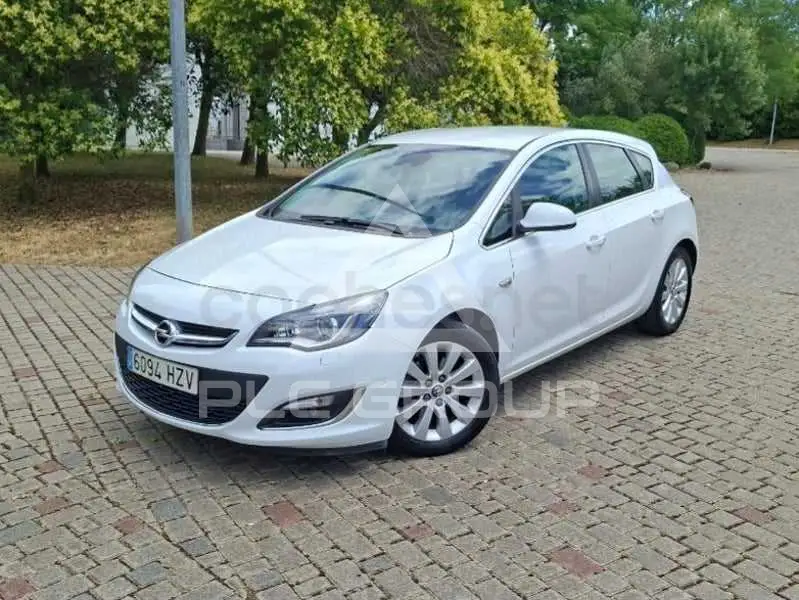 2014 Opel Astra