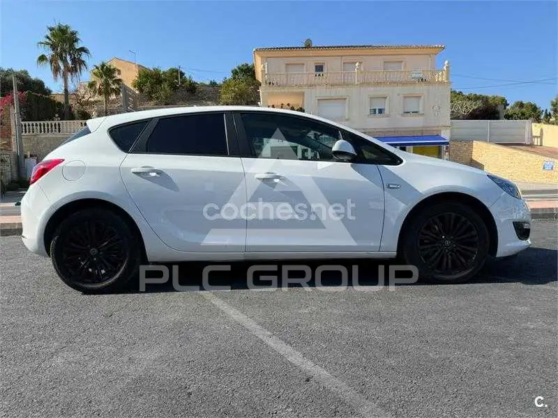 2014 Opel Astra