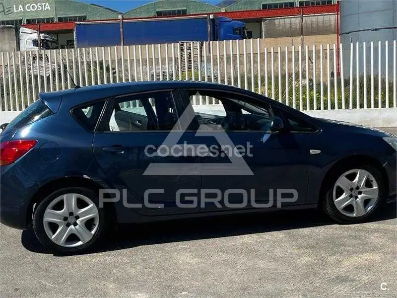 2014 Opel Astra