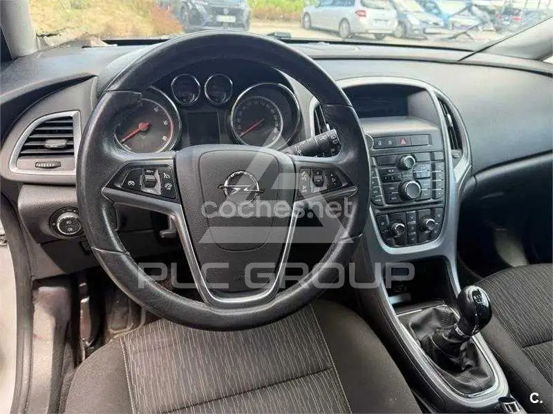 2014 Opel Astra