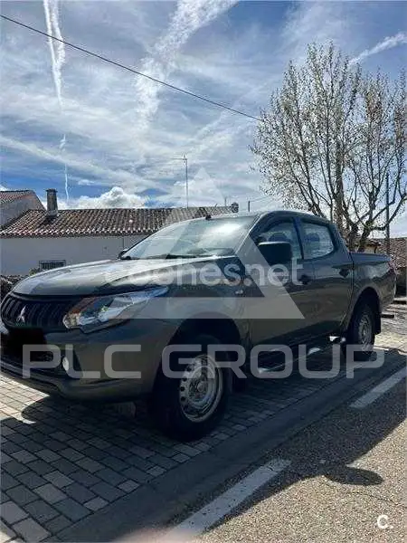 2015 Mitsubishi L200
