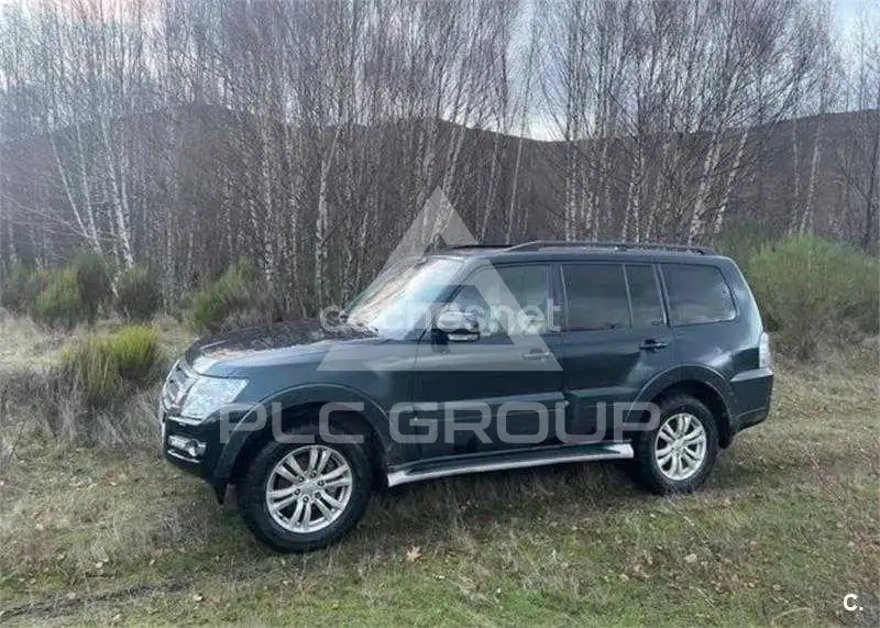 2015 Mitsubishi MONTERO