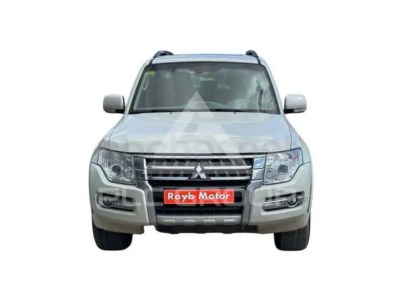 2015 Mitsubishi MONTERO