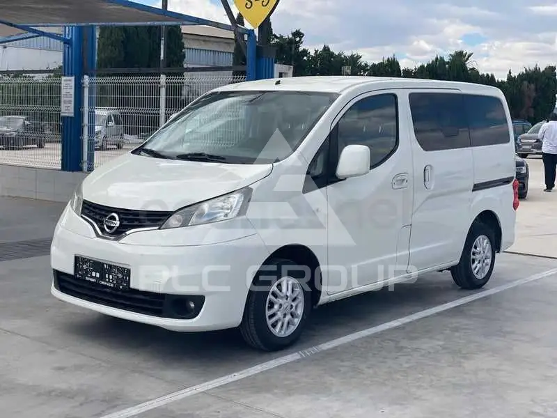 2015 Nissan NV 200
