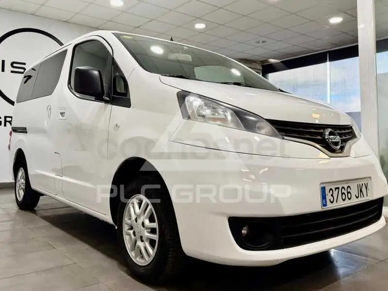 2015 Nissan NV 200