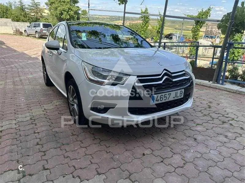 2015 DS DS4