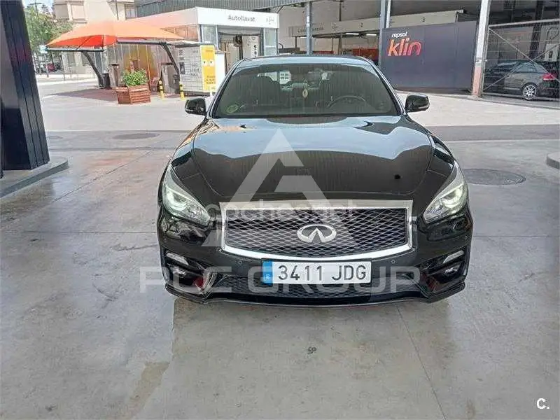 2015 Infinity Q70