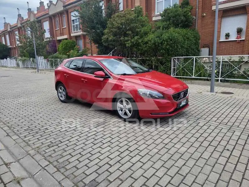 2015 Volvo V40