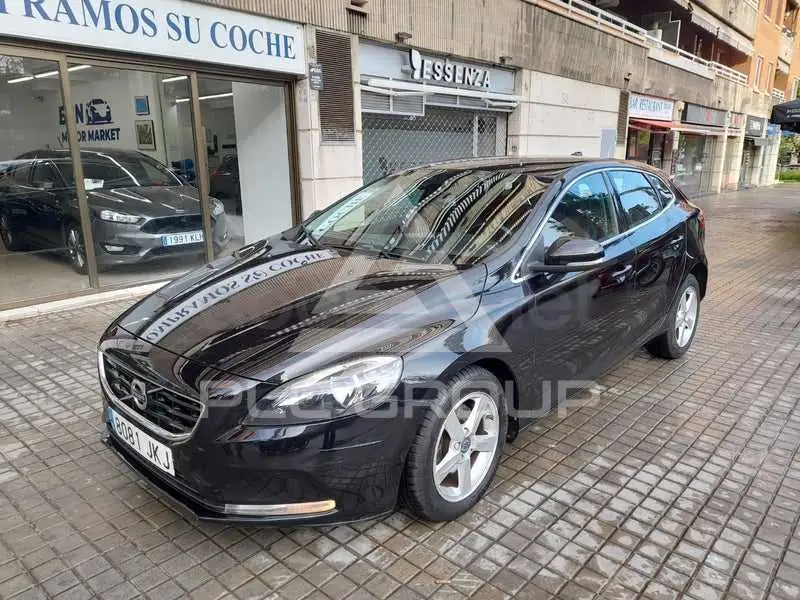 2015 Volvo V40