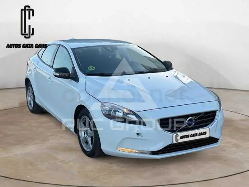2015 Volvo V40